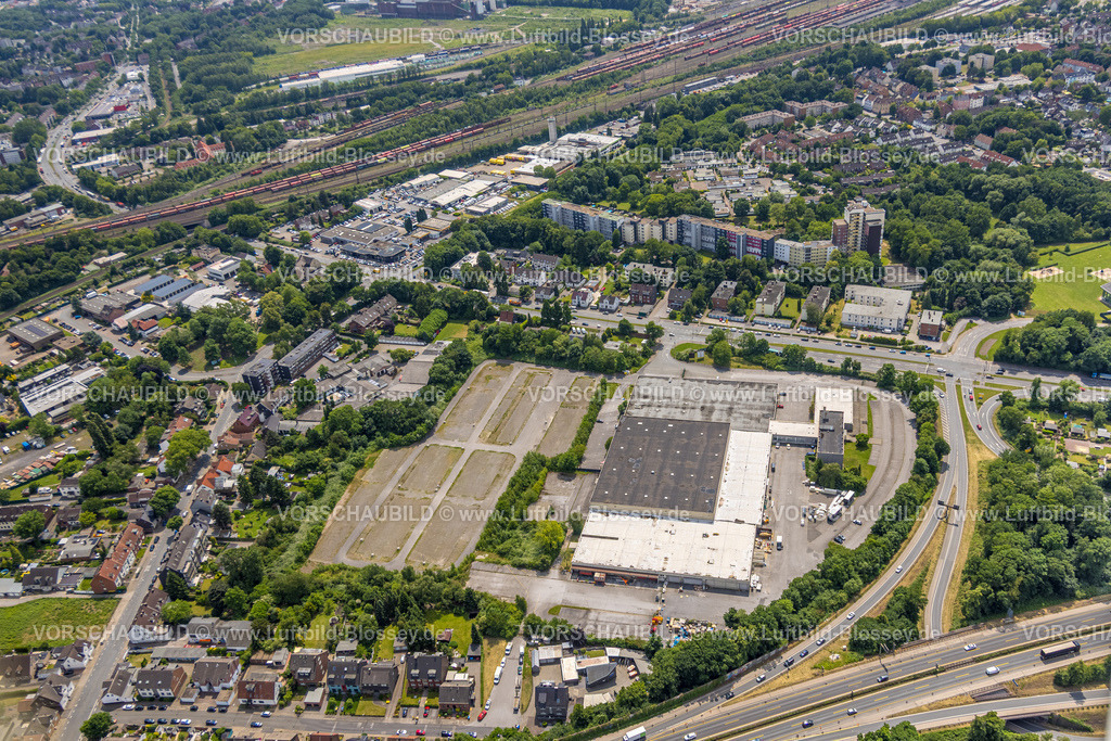 Herne250601560 | Luftbild, Gewerbegebiet Toy FoodSystem GmbH Firmengebäude Wasserstraße, Wohnsiedlung Mehrfamilienhäuser Scharpwinkelring, Baukau-West, Herne, Ruhrgebiet, Nordrhein-Westfalen, Deutschland