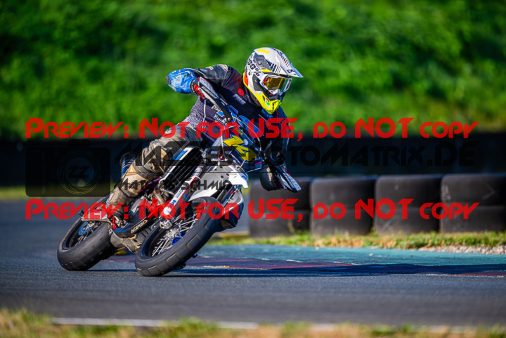 MaZZes_FotoMatrix_230930_1094 | UE40