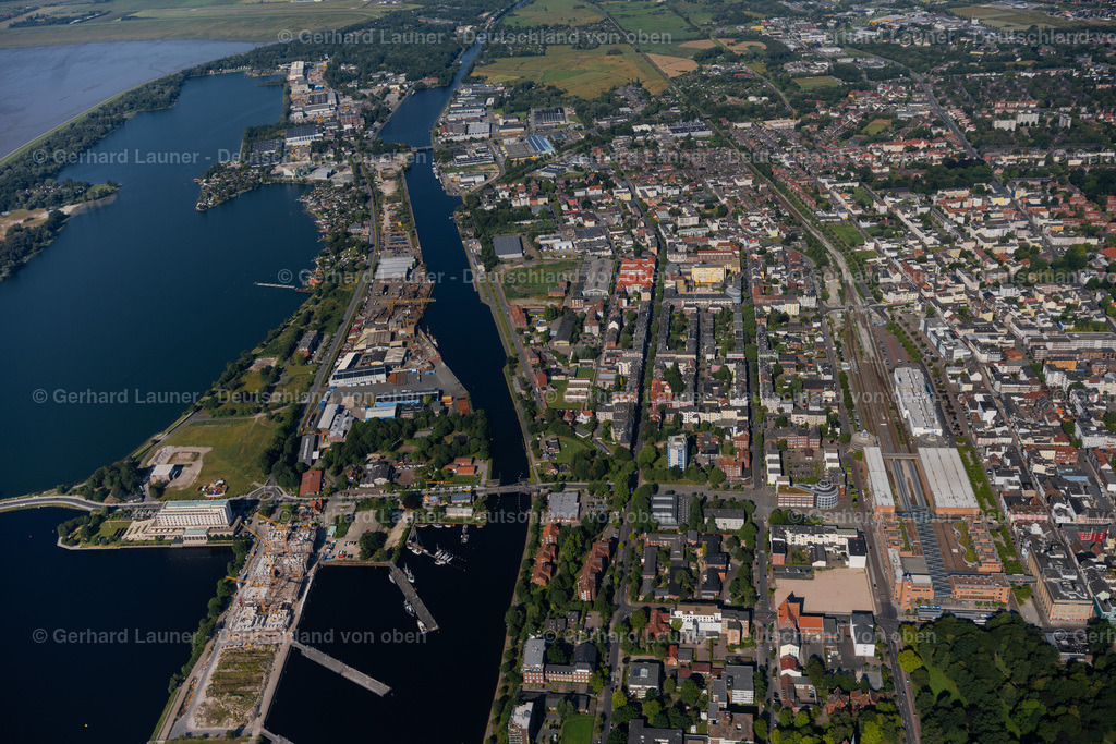 4037135 | Zentrum mit Hauptbahnhof und Nordseepassage, Wilhelmshaven