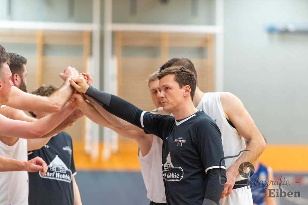 Wattworms Edewecht-Lions Ofenerdiek | Wattworms Edewecht (weiß)-Lions Ofenerdiek (blau) am 22.02.2026 in Edewecht (Heinz-zur-Jührden-Halle); Photo: Philip Eiben 2025 - Realisiert mit Pictrs.com