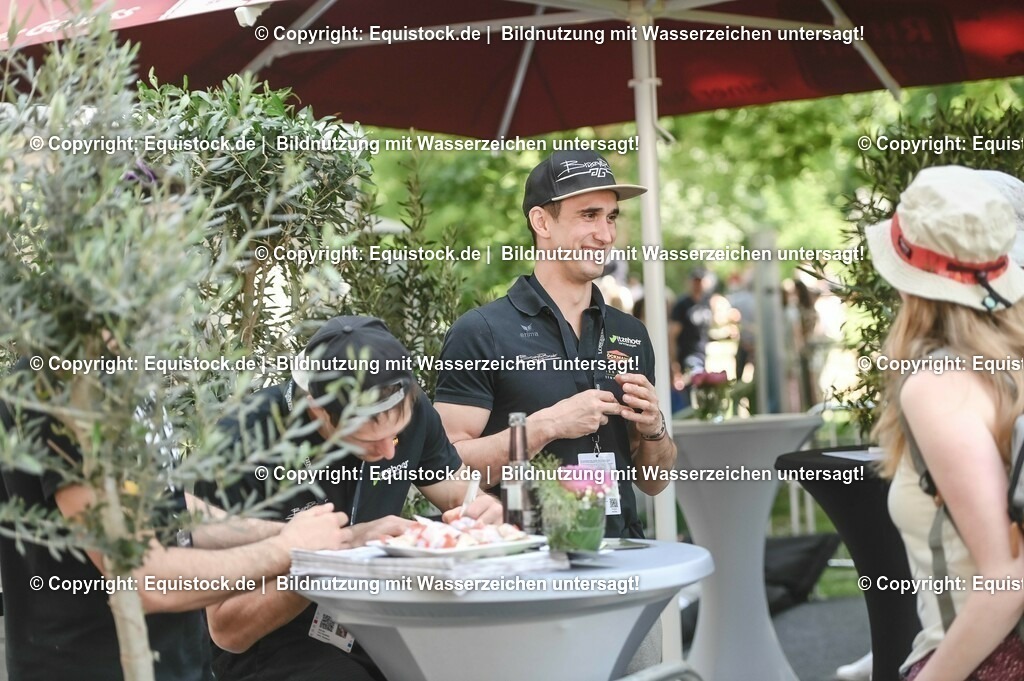 D78_3474 | equistock