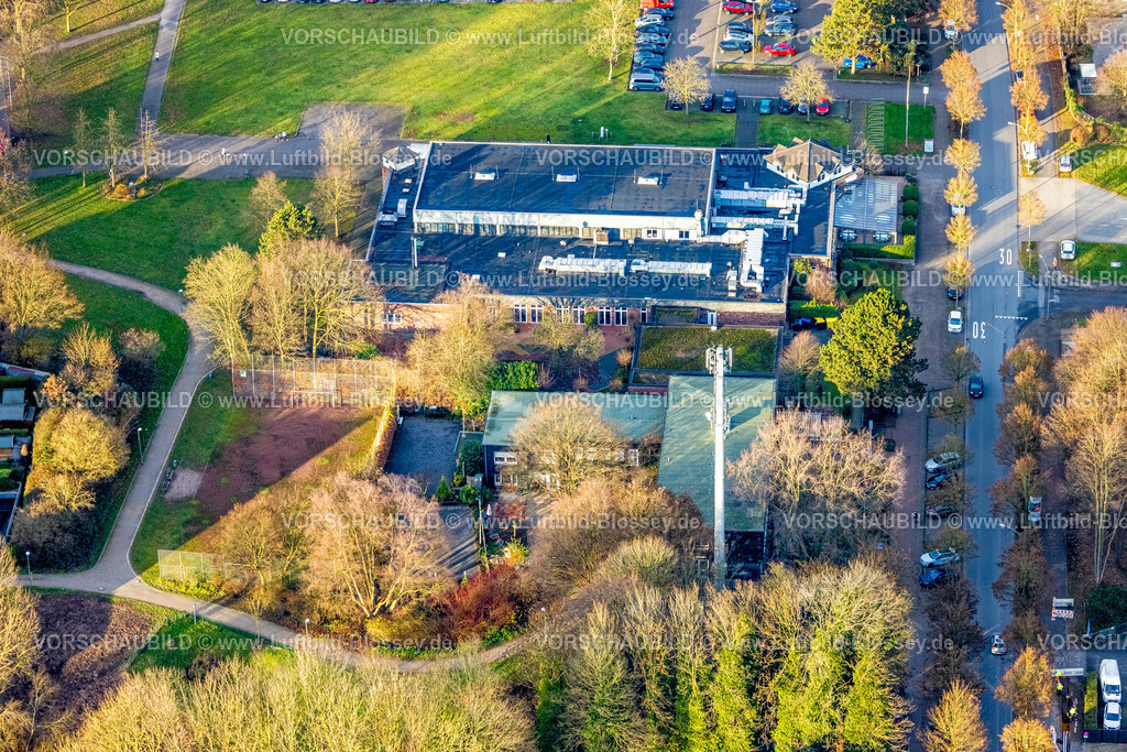 Bottrop251204157Kirchhellen | Luftbild, Brauhaus am Ring und Bezirksamt Kirchhellen mit Polizeidienststelle Bottrop-Kirchhellen, Kirchhellen, Bottrop, Ruhrgebiet, Nordrhein-Westfalen, Deutschland