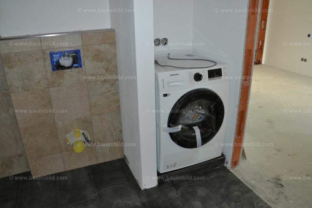 bib-lg15-sanitaer-0120 | Nach LV-Leistungsgruppen sortierte Detailfotos über den Bau eines Hauses. Alle Hausbau-Bilder direkt vom Urheber und Autor der Website Haus-Selber-Bauen.com