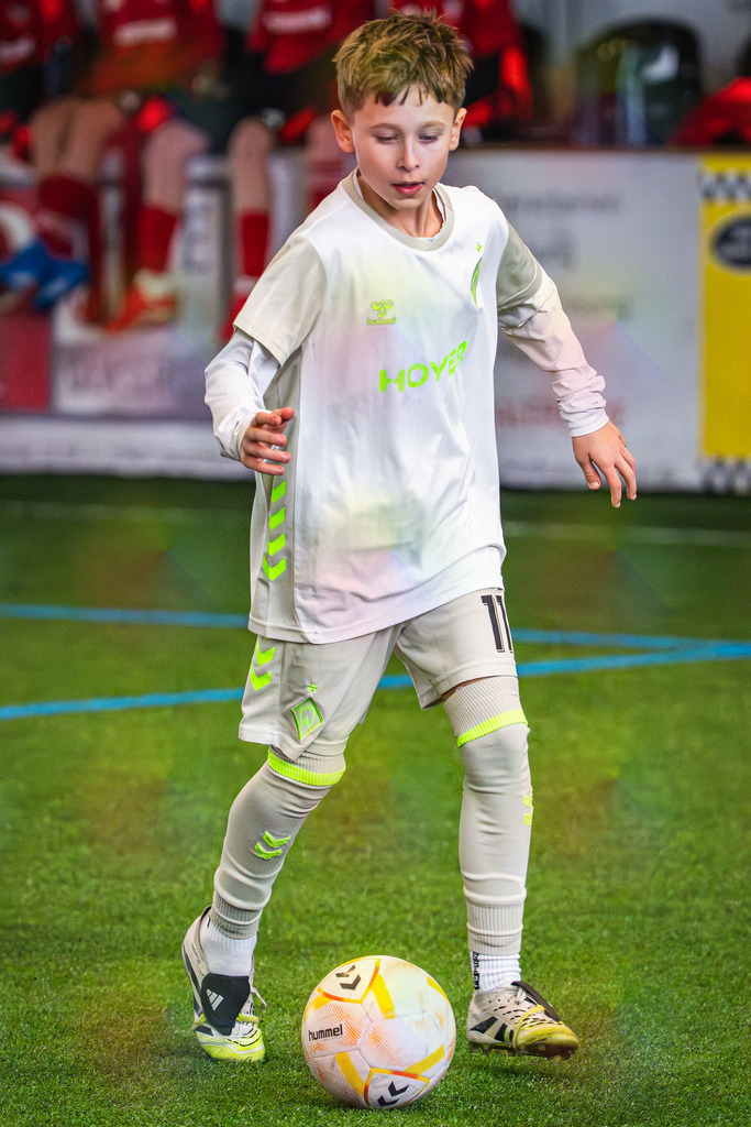 _BLR9816 | Professionelle Fußball- und Sportfotografie. Spielbilder online ansehen und kaufen – Einzelbilder oder komplette Galerien in hoher Qualität. - Realisiert mit Pictrs.com