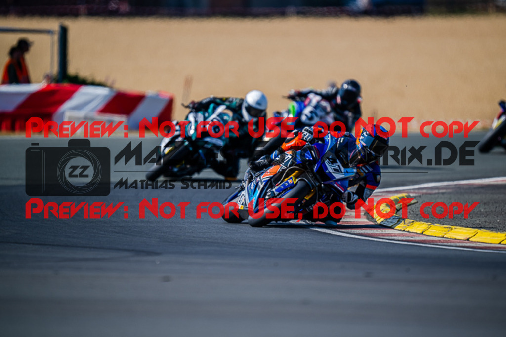 MaZZes_FotoMatrix_220724_0132 | IDM1000