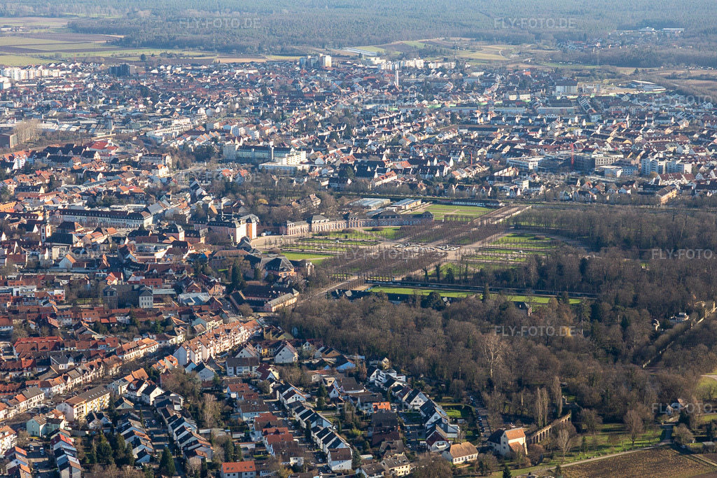 Luftbild: Schloßpark in Schwetzingen im Bundesland Baden-Württemberg in Deutschland. Foto: IMG_125502.jpg vom 21.02.2021 durch Werner Riehm/FLY-FOTO.de