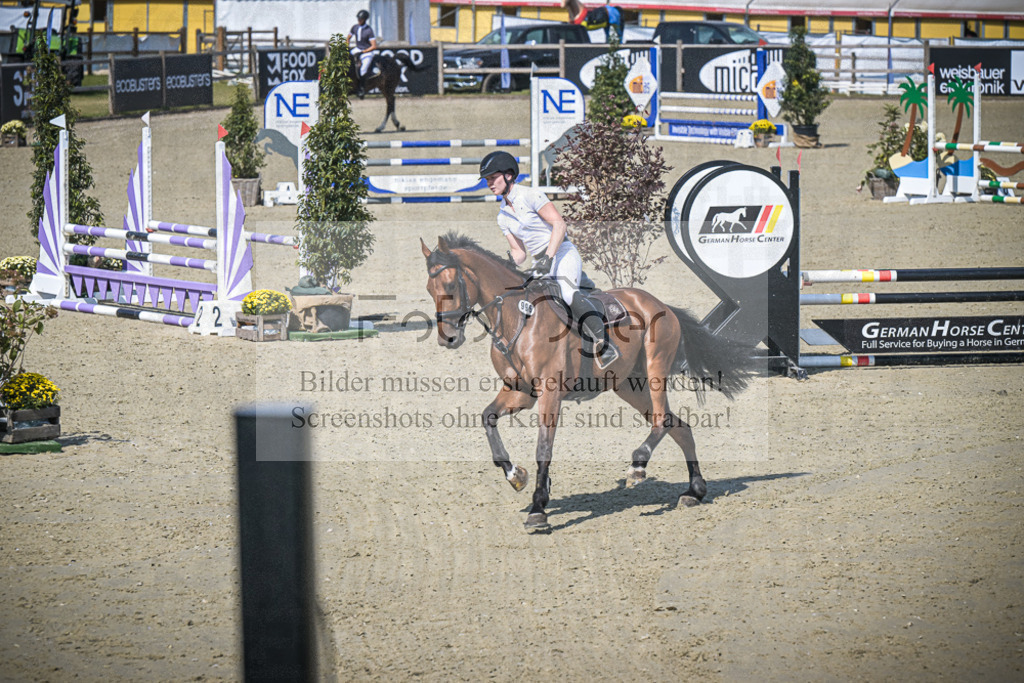 DOS_2757 | Entdecke hochwertige Reitturnierfotos von Foto Oger. Professionell, emotional und authentisch – jetzt Lieblingsmomente im Shop bestellen.Deutschlandweite Turnierfotografie. - Realisiert mit Pictrs.com