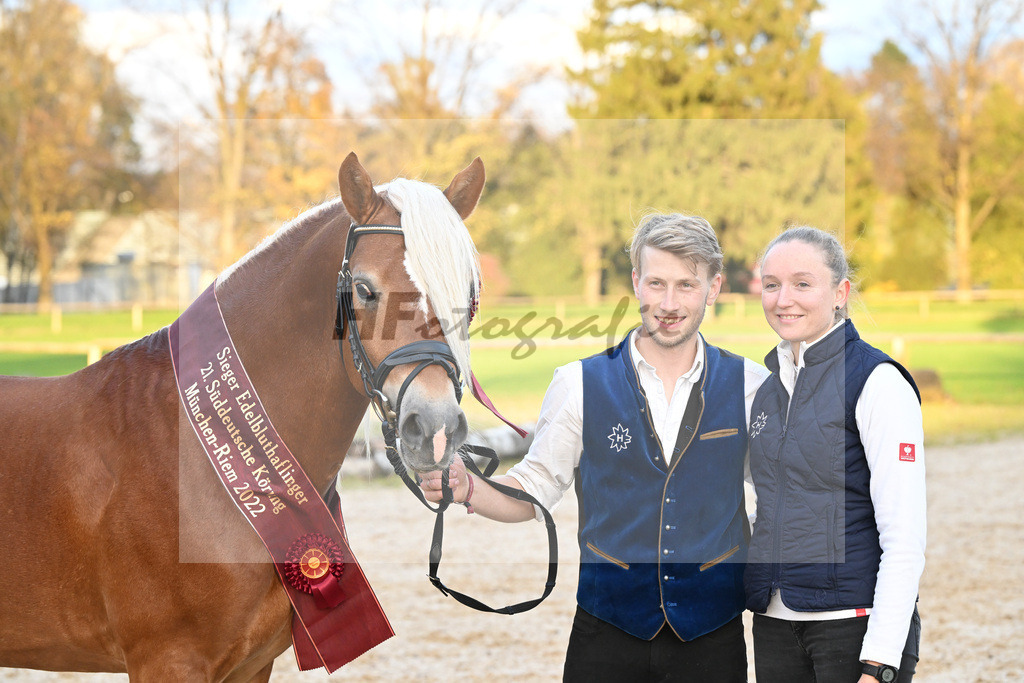 Kat-Nr. 28 Napoleon v. Nakuri_Lechner_60221873 | hf-fotografie - Realisiert mit Pictrs.com