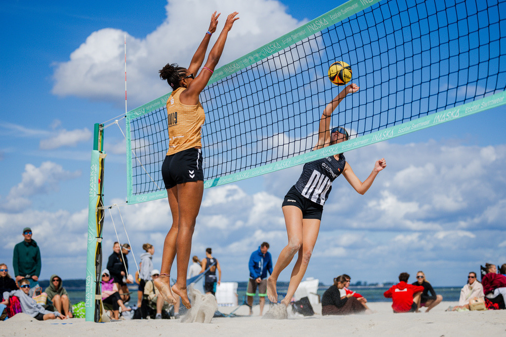 Beachvolleyball I Saison 2026 I Deutsche Meisterschaft U19 I 1. Tag | Jasper Lorenz Fotografie - Realisiert mit Pictrs.com