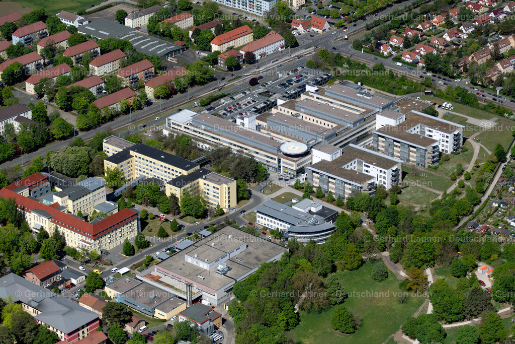 4026719 | ERFURT 07.05.2020 Klinikgelände des Krankenhauses " Helios Klinikum Erfurt " im Ortsteil Andreasvorstadt in Erfurt im Bundesland Thüringen, Deutschland. Weiterführende Informationen bei: HELIOS Kliniken GmbH,  Helios Klinikum Erfurt,  wörner traxler richter planungsgesellschaft mbh. // Hospital grounds of the Clinic " Helios Klinikum Erfurt " in the district Andreasvorstadt in Erfurt in the state Thuringia, Germany. Further information at: HELIOS Kliniken GmbH,  Helios Klinikum Erfurt,  woerner traxler richter planungsgesellschaft mbh. Foto: Gerhard Launer