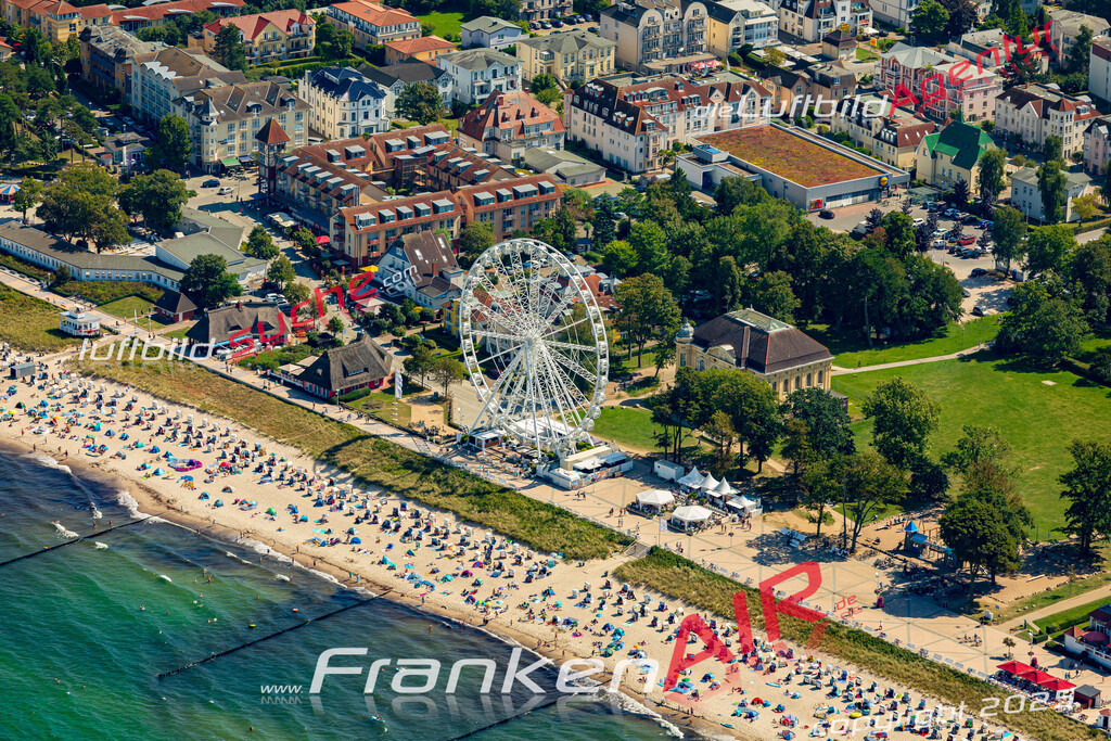Luftaufnahme Riesenrad Kühlungsborn - Die Luftaufnahme wurde 2025 vom UL-Flugzeug heraus erstellt ( ohne Drohne ) - Hochauflösende Luftaufnahme - für professionelle Ausdrucke geeignet. Die Geschenkidee !Mit Lizenz und Bildrechte bestellbar