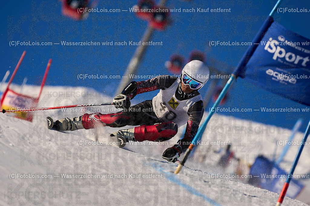ALP2656_MASTERS-Cup_GS-B Herrn_Geiger Werner | (C)FotoLois.com, Alois Spandl. FIS Masters-Cup Wildschönau, Giant Slalom auf der Piste Schatzberg GS, Siegerehrung auf dem Dorfplatz Niederau, Sa 13. Januar 2024.