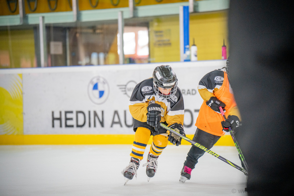 2025-09JP Hockey-Camp-Widnau-1504 | "Fussifoto.com – Ihr Ansprechpartner für hochwertige Fotografie! Entdecken Sie kreative Bilder und professionelle Dienstleistungen. Kontaktieren Sie uns für Ihre Projekte!"