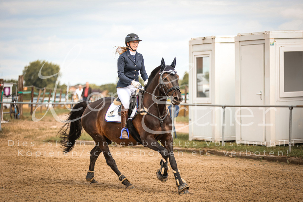 05.SoSpWB00145 | Leoni Ertmer Photography - Realisiert mit Pictrs.com