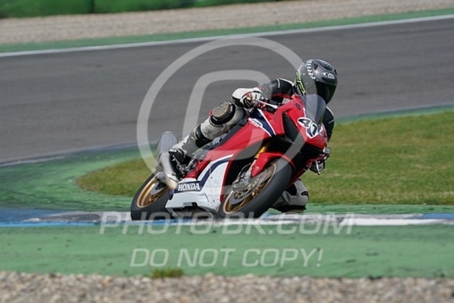 2022_05_10_PBK_33867 | Sportfotografie; SlowMotion; Video; Rennstrecke; Hafeneger; Speer; Racing; RSE; BMW; CBO; Trackday; Motorsportarena; Hockenheimring; Brno; Most; Barcelona; Valencia