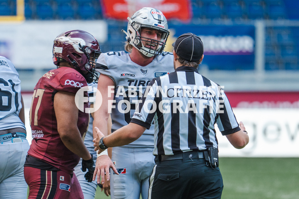 GER Rhein Fire vs. Raiders Tirol, Football, European League of Football, Spieltag 12, Saison 2025, 10.08.2025 | GER Rhein Fire vs. Raiders Tirol, Football, European League of Football, Spieltag 12, Saison 2025, 10.08.2025Foto: Fabian Friese - Realisiert mit Pictrs.com