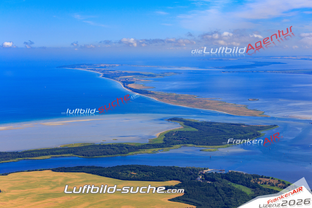 Die Luftbildaufnahme Bock - Hiddensee wurde 2018 mittels Flugzeug (keine Drohne) erstellt. Perfekte Schärfe und Druck- Auflösung- Garantiert!