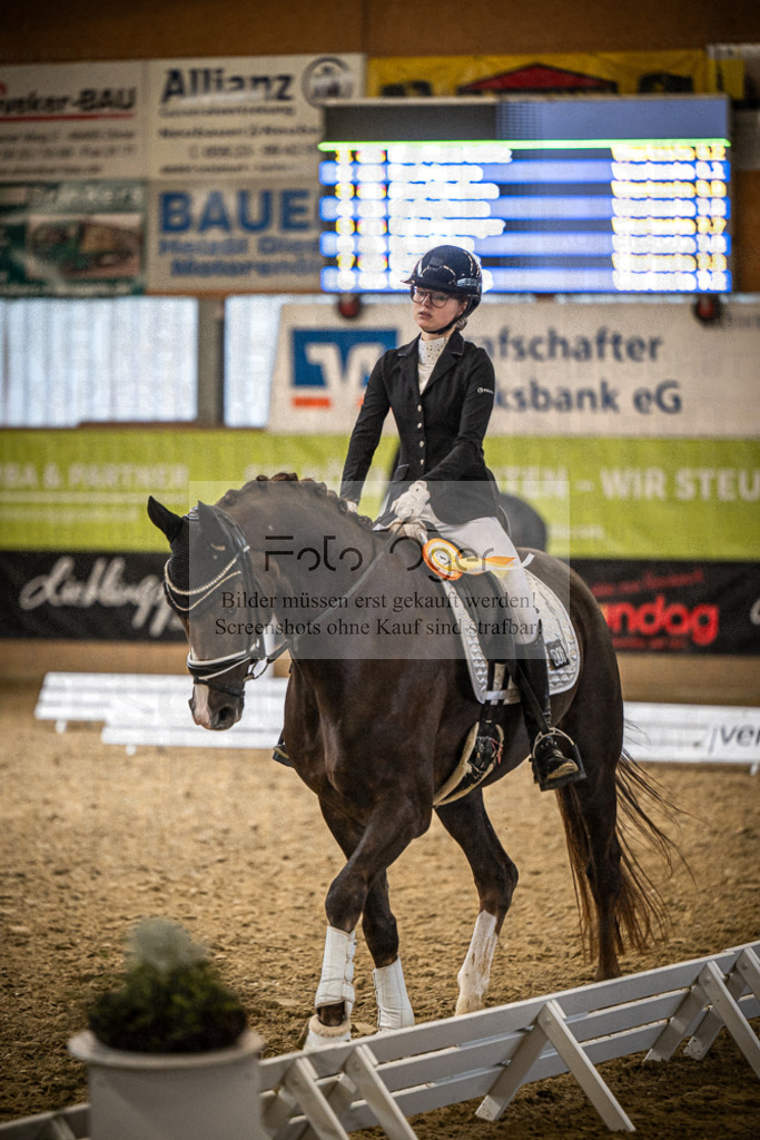 DOS_0147 | Entdecke hochwertige Reitturnierfotos von Foto Oger. Professionell, emotional und authentisch – jetzt Lieblingsmomente im Shop bestellen.Deutschlandweite Turnierfotografie. - Realisiert mit Pictrs.com