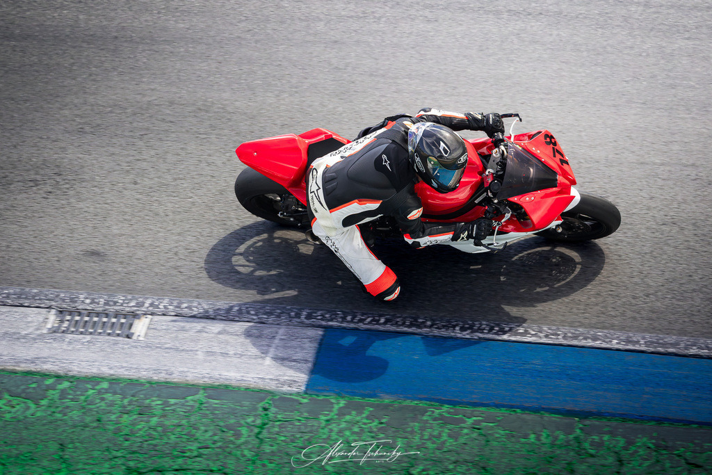 Ducati Trackday Hockenheimring 2026 | Entdecken Sie die faszinierende Welt von Alexander Tschuncky Arts: Kreative Fotografie, atemberaubende Automobilkunst und hochwertiger Bilderdruck. Lassen Sie sich inspirieren! - Realisiert mit Pictrs.com