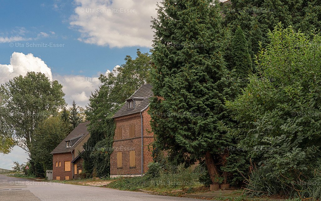 Luetzerath_01 | CEUS Design - Realisiert mit Pictrs.com