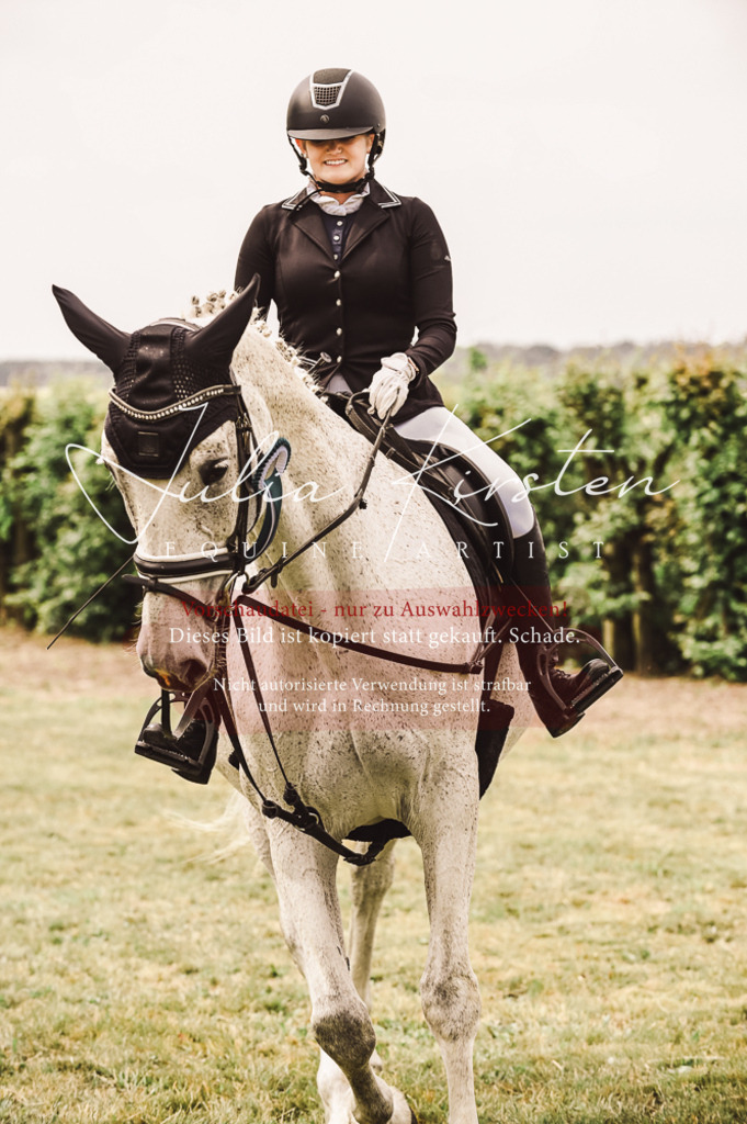 DSC_5188 | Pferde- und Turnierfotografie in Westsachsen. Pferdeportraits, Auftragszeichnungen und intuitive Kunst.