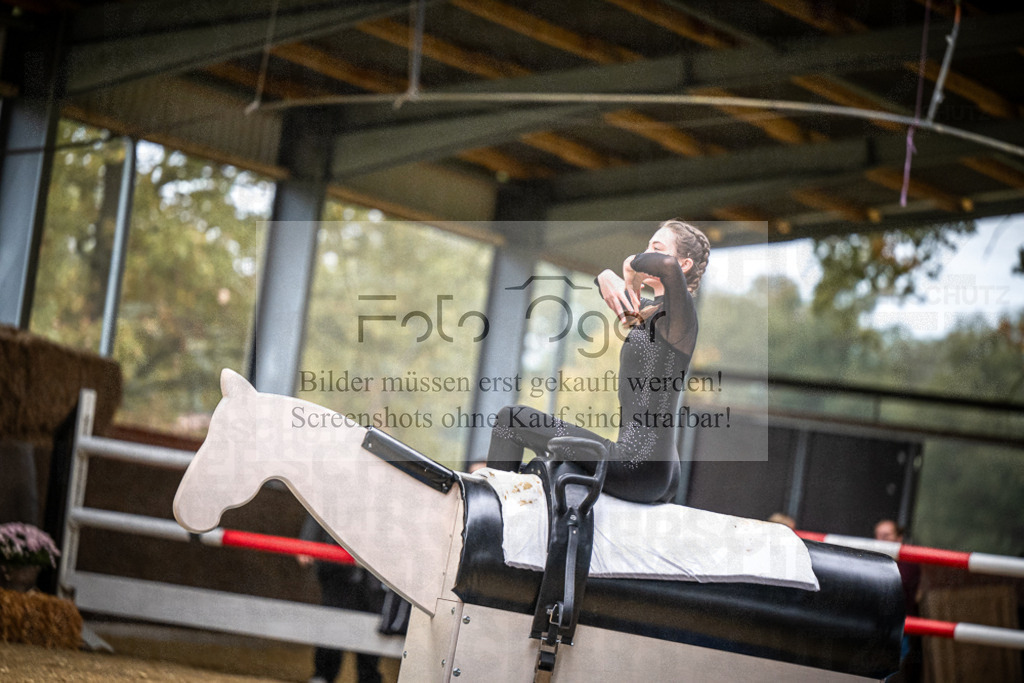 DOS_0532 | Entdecke hochwertige Reitturnierfotos von Foto Oger. Professionell, emotional und authentisch – jetzt Lieblingsmomente im Shop bestellen.Deutschlandweite Turnierfotografie. - Realisiert mit Pictrs.com