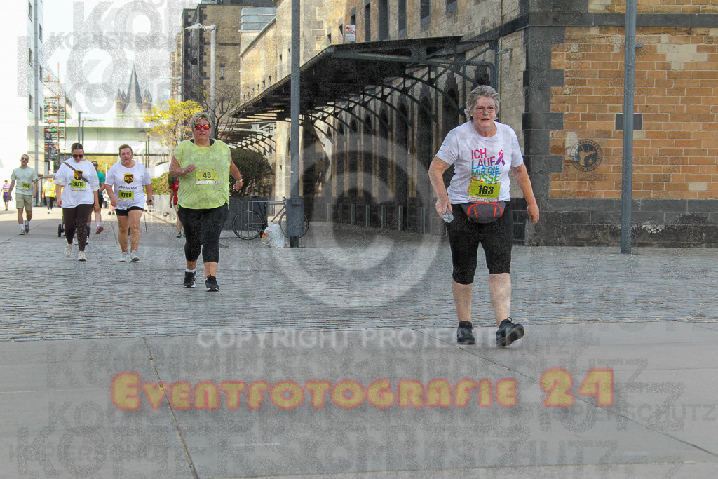 250920_1351_EV4_6810 | Sportfotografie im Rhein-Sieg Kreis, Köln, Bonn, NRW, Rheinland Pfalz, Hessen, etc. Unser Tätigkeitsfeld umfasst den Laufsport vom Volkslauf über den Marathon, Duathlon, Triathon bis zum Ultralauf wie Kölnpfad Ultra oder Schindertrail.