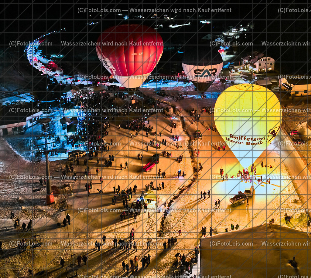 164547_Luftbild_Nacht der Ballone | NACHT DER BALLONE in Lackenhof am Ötscher, Sa 28. Dezember 2024.Mit einer Schauübung der Bergrettung Lackenhof, dem Ballonclub Ötscherland und den Gaminger Ötscherteufeln unter Zusammenarbeit mit der FF Lackenhof, dem Musikverein, dem Pensionistenverband, dem CampingClub, der Schirmbar, der Fuchswaldhütte und der Pizzeria Venezia, die für die Verköstigung sorgten, sowie der Ötscherliftgesellschaft, der Gemeinde Gaming und dem Ötscher-Tourismusverband unter der Leitung von Karla und Helmuth Prem.