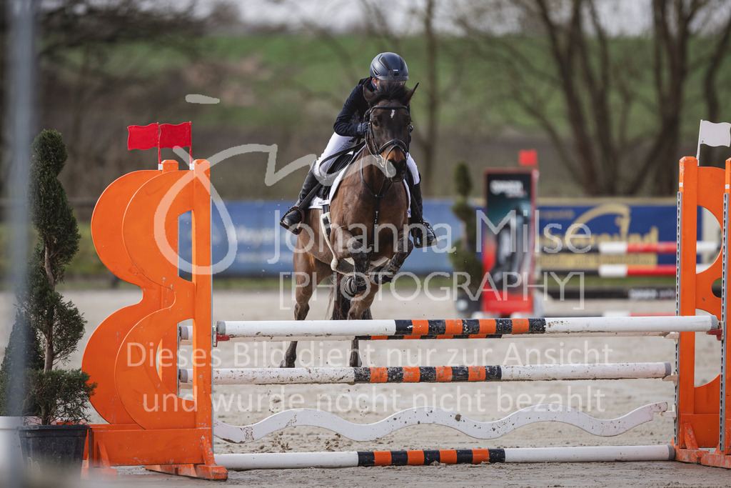 240330_Fruehlingsfest_Stil-A1_U30-309 | Deine schönsten Turniermomente als professionelle Fotos! Entdecke hochwertige Pferdesport-Fotografie im Online-Shop. Jetzt Fotos finden & bestellen!