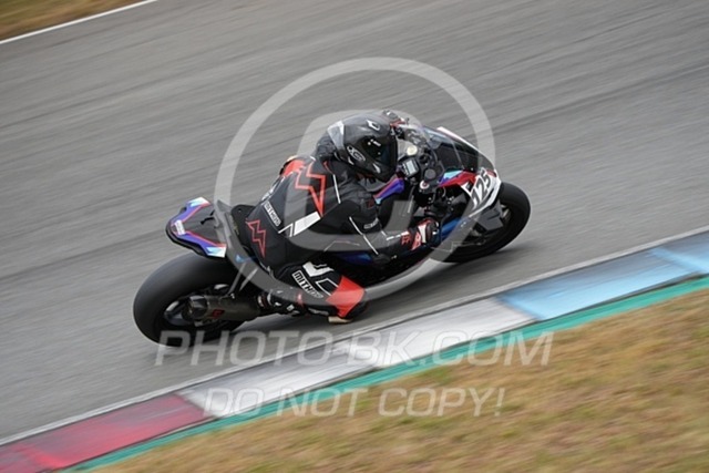 2024_08_03_PBK_23406 | Sportfotografie; SlowMotion; Video; Rennstrecke; Hafeneger; Speer; Racing; RSE; BMW; CBO; Trackday; Motorsportarena; Hockenheimring; Brno; Most; Barcelona; Valencia