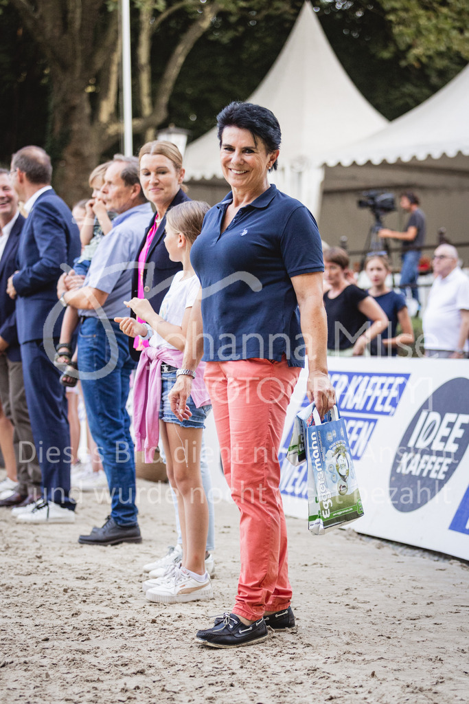 230910_OWLCh_Sparkasse-853 | Deine schönsten Turniermomente als professionelle Fotos! Entdecke hochwertige Pferdesport-Fotografie im Online-Shop. Jetzt Fotos finden & bestellen!