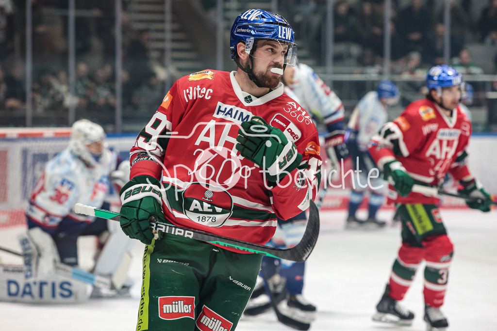Augsburger Panther - Adler Mannheim | Andrew LeBlanc (AEV #19) in Aktion