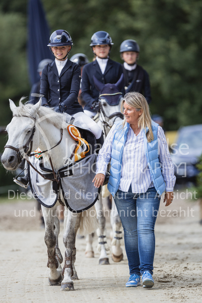 230729_BHO_PonyTrophy-624 | Deine schönsten Turniermomente als professionelle Fotos! Entdecke hochwertige Pferdesport-Fotografie im Online-Shop. Jetzt Fotos finden & bestellen!