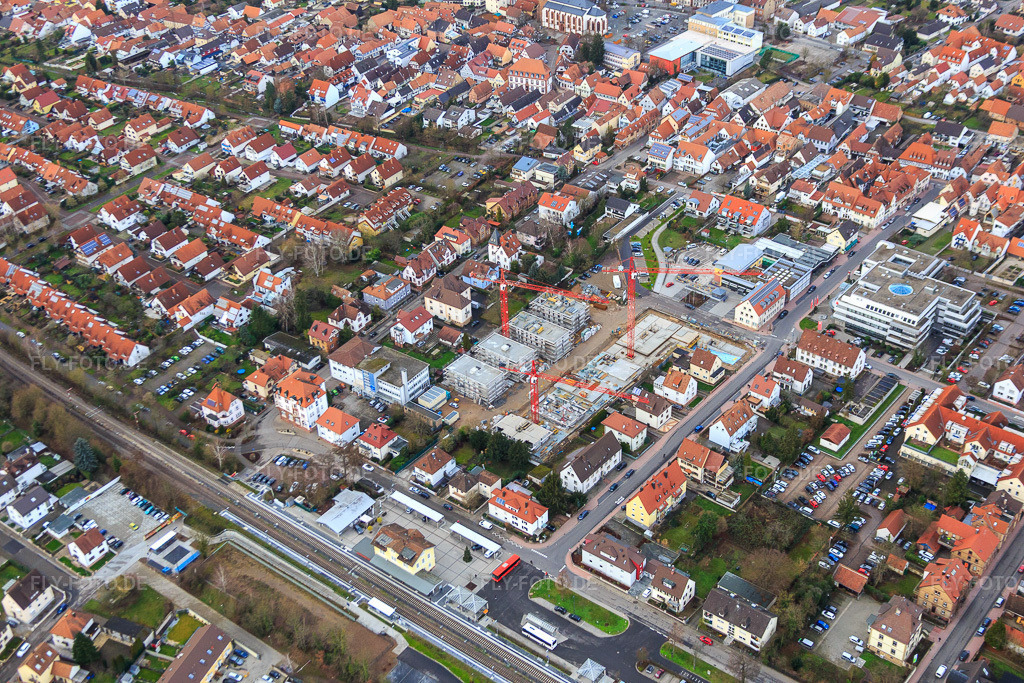 Luftbild: Baustelle für Neubaugebiet Im Stadtkern in Kandel im Bundesland Rheinland-Pfalz in Deutschland. Foto: IMG_085932.jpg vom 08.01.2016 durch Werner Riehm/FLY-FOTO.de