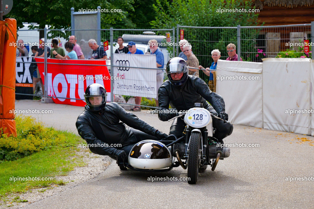 P1025653 | Erleben Sie atemberaubende, hochqualitative Fotos Ihrer Fahrt entlang der malerischen Alpenstraßen. Besuchen Sie alpineshots.com, um professionelle Aufnahmen Ihrer unvergesslichen Reise zu finden und zu kaufen - Realisiert mit Pictrs.com