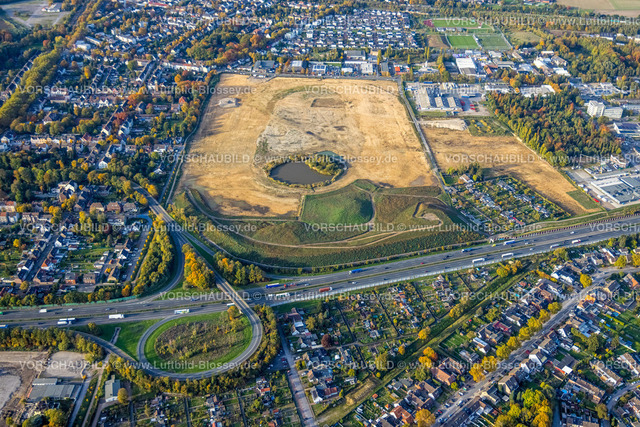 Recklinghausen221006297Hillerheide |  Luftbild, ehemaliges Trabrennbahngelände wird ein Wohngebiet mit Wasserfläche und großzügigen Grün- und Naherholungsflächen, Hillerheide, Recklinghausen, Ruhrgebiet, Nordrhein-Westfalen, Deutschland