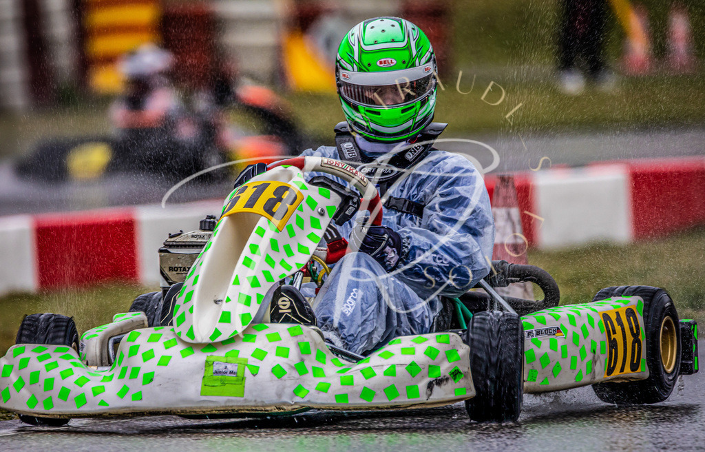 f2e1373e4d05414f934cf4fc4af87894 | traudl_s_fotos