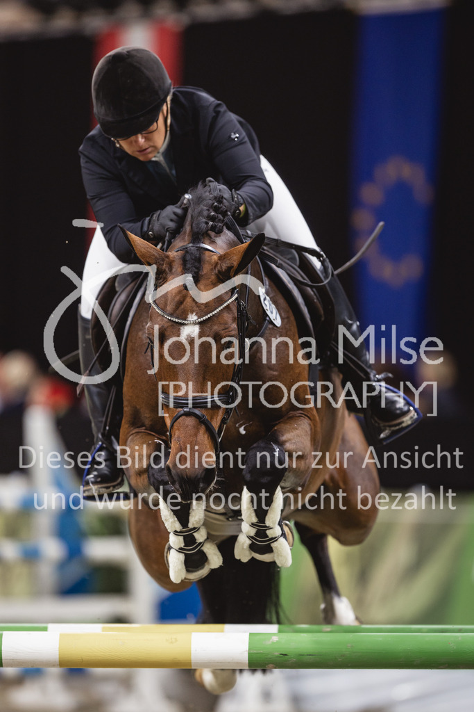231028_Oldenburg_S1-Spr_Amateure-114 | Deine schönsten Turniermomente als professionelle Fotos! Entdecke hochwertige Pferdesport-Fotografie im Online-Shop. Jetzt Fotos finden & bestellen!