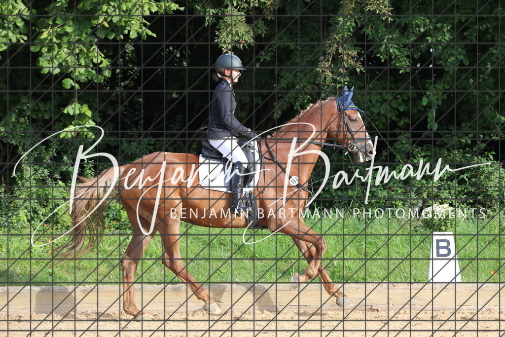 AZ2A1601 | Benjamin Bartmann Photomoments