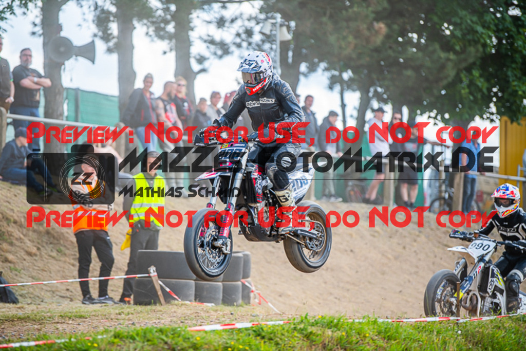 MaZZes_FotoMatrix_220529_6686 | Fotograf Mathias Schmid
Sportfotograf,
Eventfotograf,
Hochzeitsfotograf,
Portraitfotograf