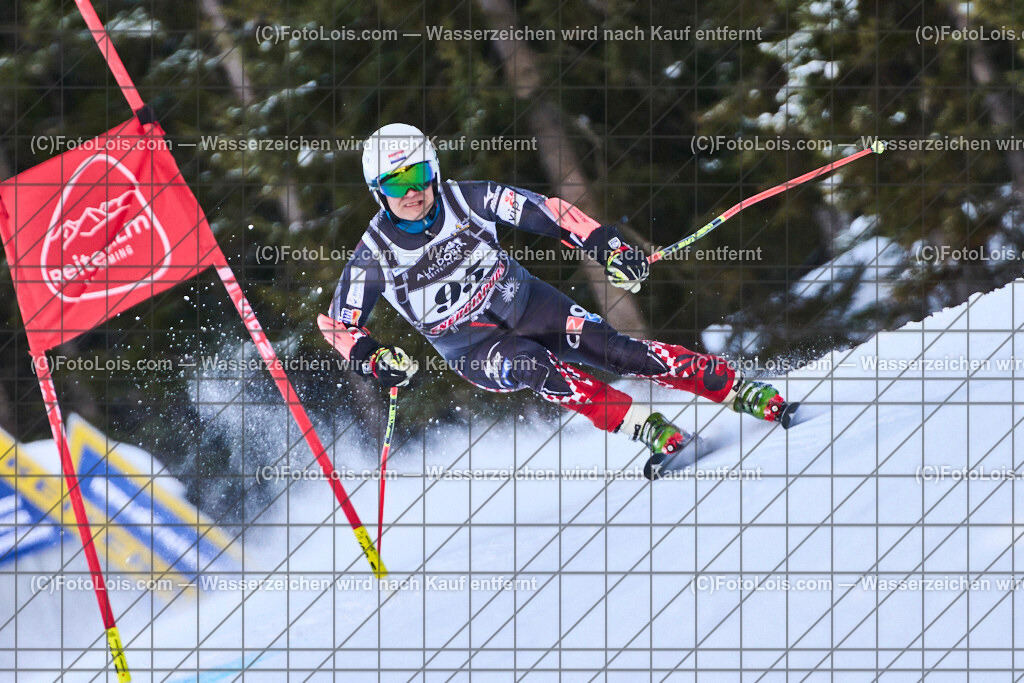 ALP6933_FIS-MastersCup_Reiteralm_SuperG_Bebek Mario | FIS-MastersCup Super-G auf der Reiteralm in Pichl, Fr 17. Jänner 2025.