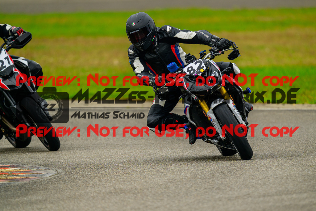 MaZZes_Fotomatrix_20241002_6007705_6909 | Fotograf Mathias Schmid
Sportfotograf,
Eventfotograf,
Hochzeitsfotograf,
Portraitfotograf