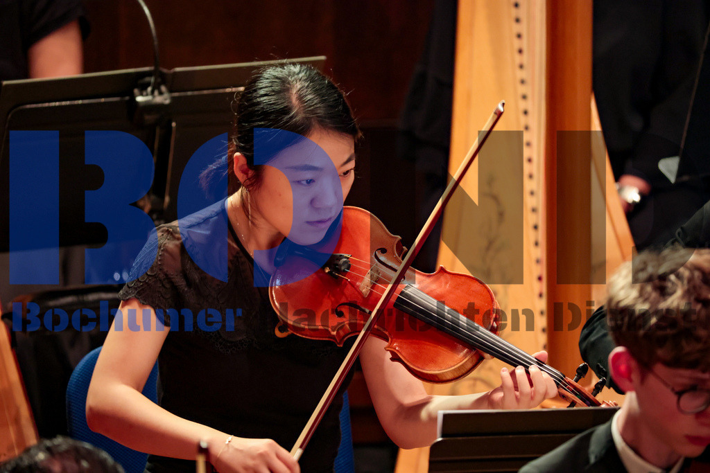 Maerkisches Jugendsinfonieorchester (MJO) {date} -  | {headline}(Foto: Sebastian Sendlak / BOND) - Realisiert mit Pictrs.com