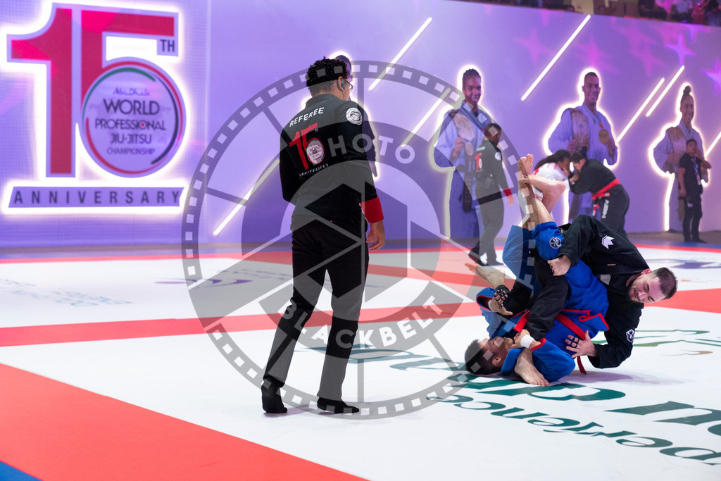20231107PBB3678 | Fighters compete during the AJP World Master Championship in the Mubadala Arena in Abu Dhabi, Arab United Emirates, on November 7, 2023.