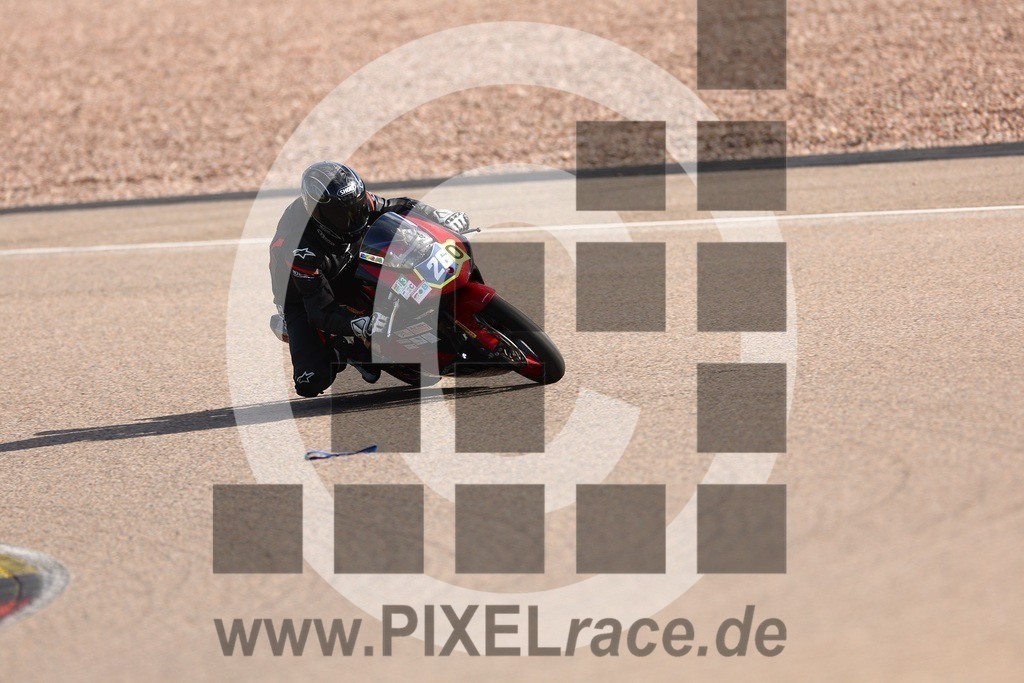 0260-20250422_00877 | Schöne Erinnerungen an spannende Momente - das festzuhalten ist unser Job. PIXELrace.de ist seit 2003 auf den Rennstrecken Europas unterwegs um die Action draußen beim Fahren und die wunderbare Stimmung imm Fahrerlager für euch einzufangen.