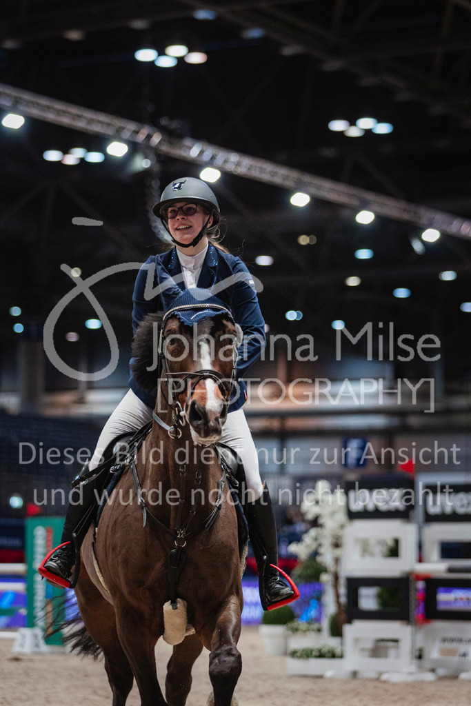 240120_Leipzig_AmateurSmall-155 | Deine schönsten Turniermomente als professionelle Fotos! Entdecke hochwertige Pferdesport-Fotografie im Online-Shop. Jetzt Fotos finden & bestellen!
