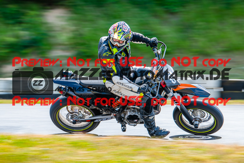 MaZZes_FotoMatrix_220528_4890 | Fotograf Mathias Schmid
Sportfotograf,
Eventfotograf,
Hochzeitsfotograf,
Portraitfotograf