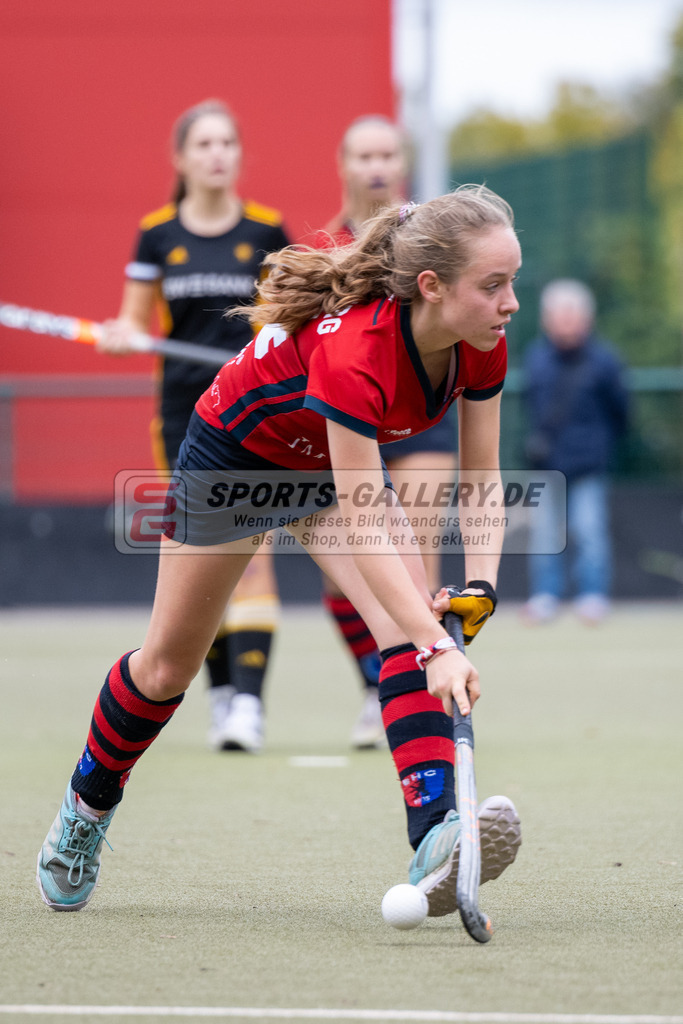 SFE_20231022_0118 | Deutsche Meisterschaft Weibliche U16 Finale Berliner HC - Harvestehuder THC am 22.10.2023 in Köln (Düsseldorfer Hockeyclub 1905 e.V.), Photo: Stephan Fehrmann 2023 (Sports-Gallery)