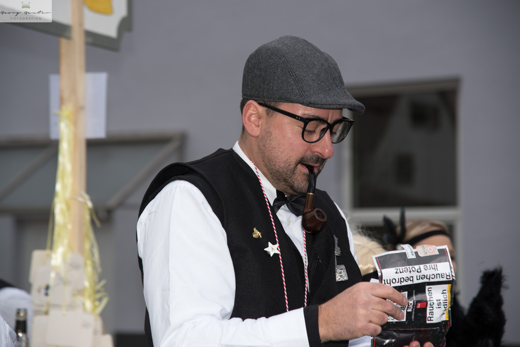 FastSonn_23-138 | Fotoblog Schwarzwald, Foto Blog Wiesental, Pfaffenberg, Winterzauber, Zeller Bergland, Zell im Wiesental, Fotoblog Wiesental, Landschaftsfotos, Bilder Wiesental, Natur, Naturbilder, Fastnacht, Zeller Fastnacht, Zeller Fasnacht, Zeller Bergland, Belchen, - Realisiert mit Pictrs.com