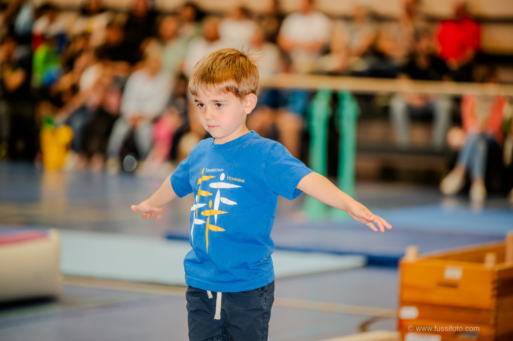 DSC_5460 | "Fussifoto.com – Ihr Ansprechpartner für hochwertige Fotografie! Entdecken Sie kreative Bilder und professionelle Dienstleistungen. Kontaktieren Sie uns für Ihre Projekte!"